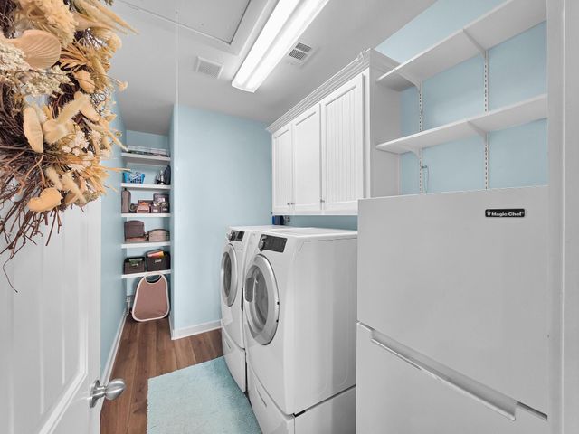 353 Atkinson Street, Crystal Beach, TX 77650