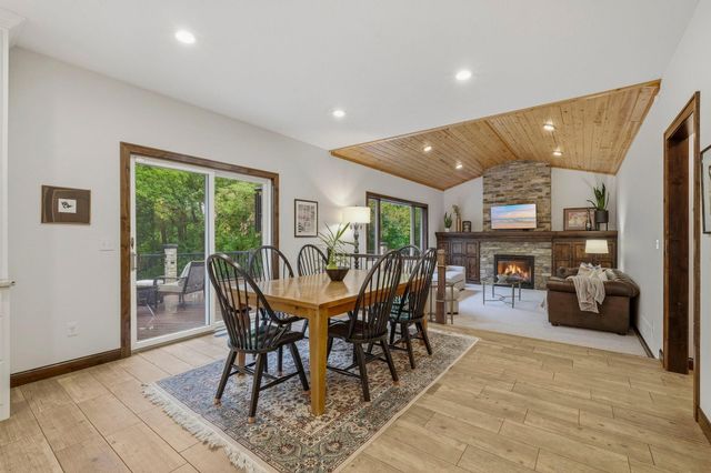 2580 Brinkhaus Street, Chaska, MN 55318