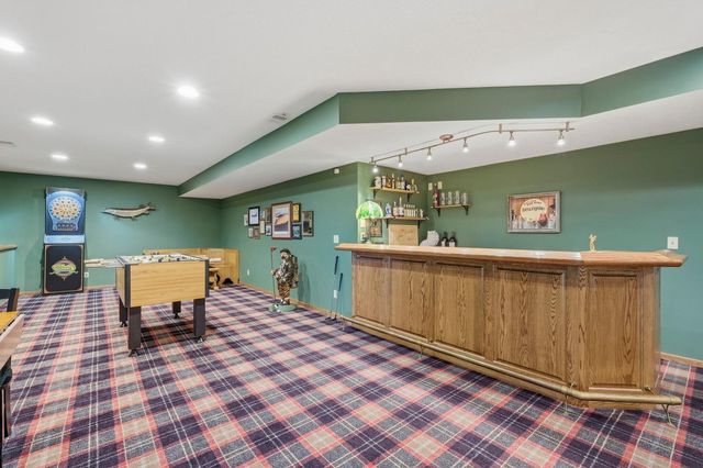 2580 Brinkhaus Street, Chaska, MN 55318