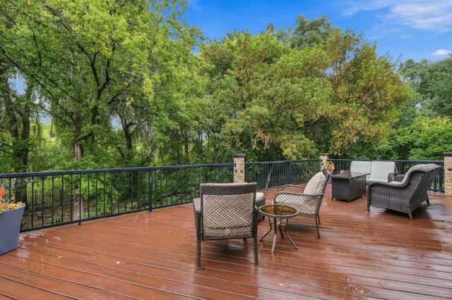 2580 Brinkhaus Street, Chaska, MN 55318