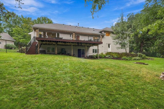 2580 Brinkhaus Street, Chaska, MN 55318