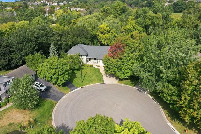 2580 Brinkhaus Street, Chaska, MN 55318