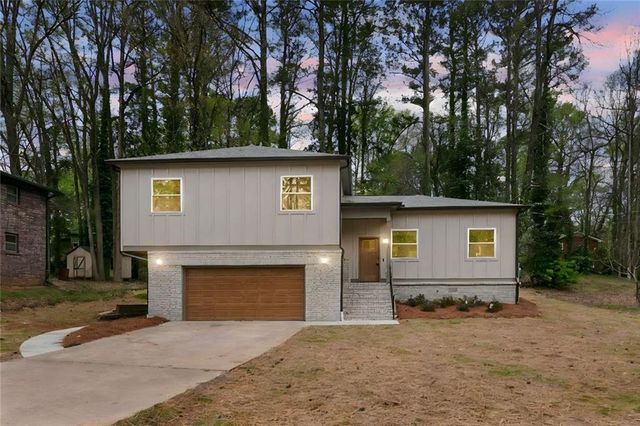 2911 Pine Valley Circle, Atlanta, GA 30344