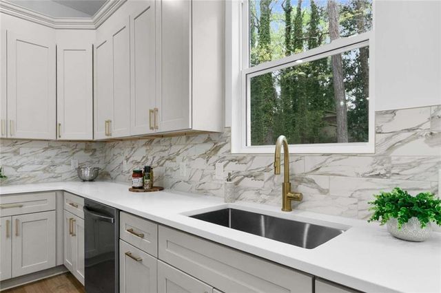 2911 Pine Valley Circle, Atlanta, GA 30344