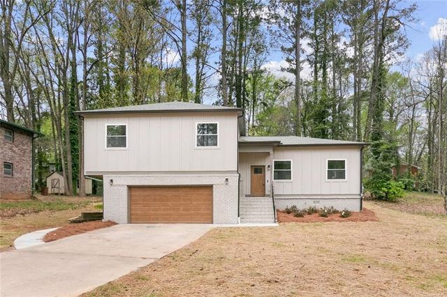 2911 Pine Valley Circle, Atlanta, GA 30344