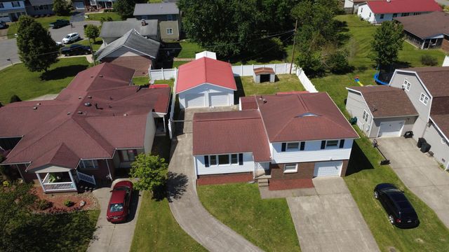 38 Birkewood Road, Huntington, WV 25705