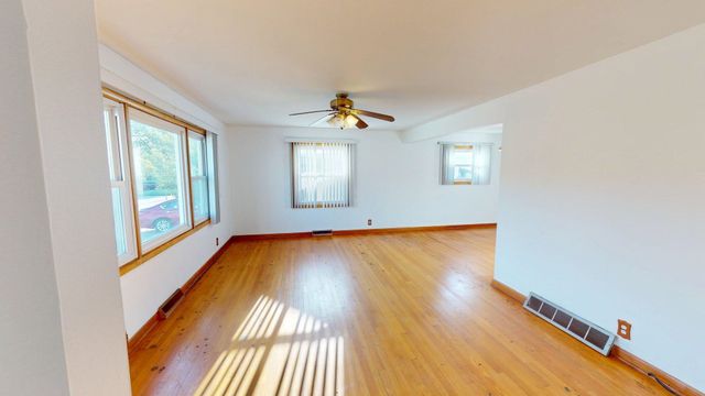 38 Birkewood Road, Huntington, WV 25705