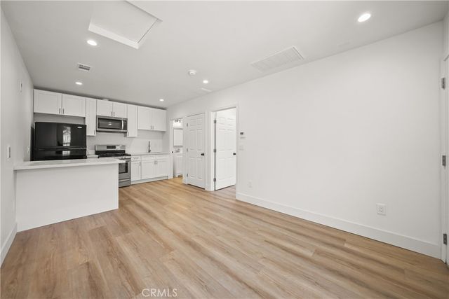 2616 Gates Place, Simi Valley, CA 93065