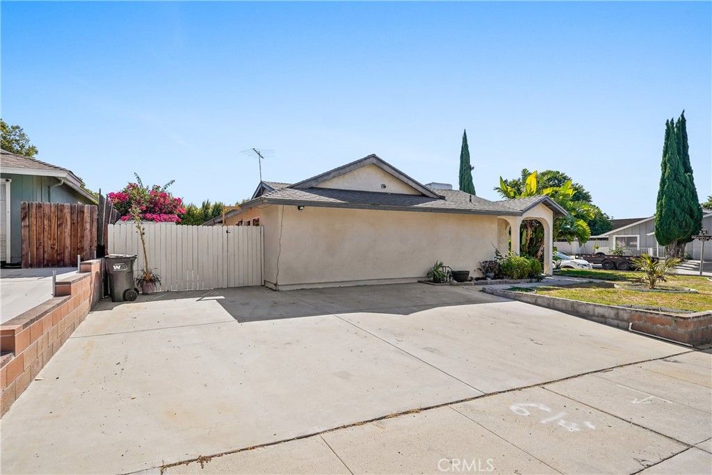 2616 Gates Place, Simi Valley, CA 93065
