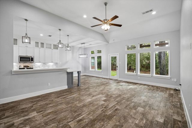 13219 Salem Circle, Montgomery, TX 77356