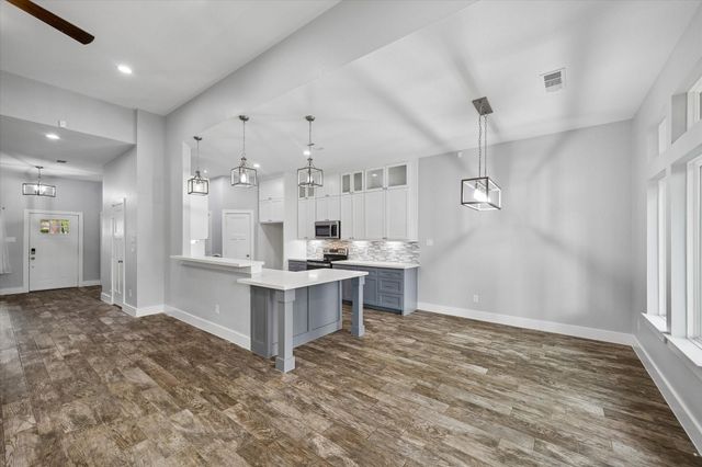 13219 Salem Circle, Montgomery, TX 77356