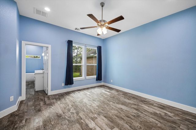 13219 Salem Circle, Montgomery, TX 77356