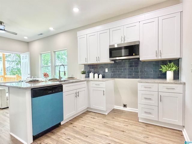 1541 30TH STREET ENSLEY, Birmingham, AL 35218