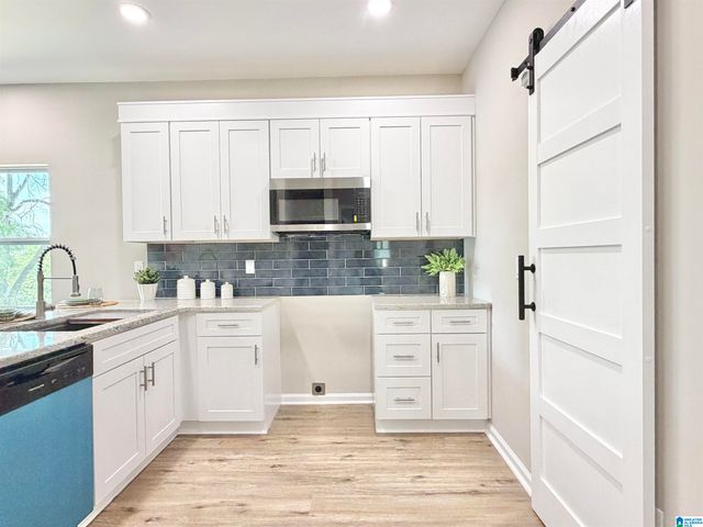 1541 30TH STREET ENSLEY, Birmingham, AL 35218