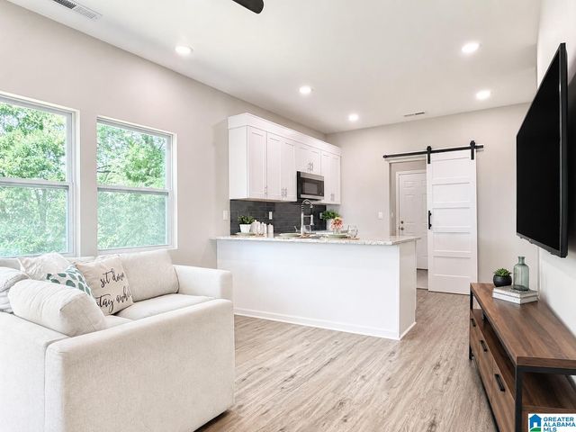 1541 30TH STREET ENSLEY, Birmingham, AL 35218