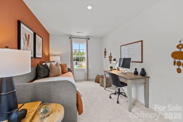 7635 Ethora Way, Charlotte, NC 28216