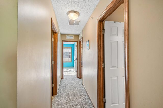 1602 Woodlynn Avenue 2, Maplewood, MN 55109