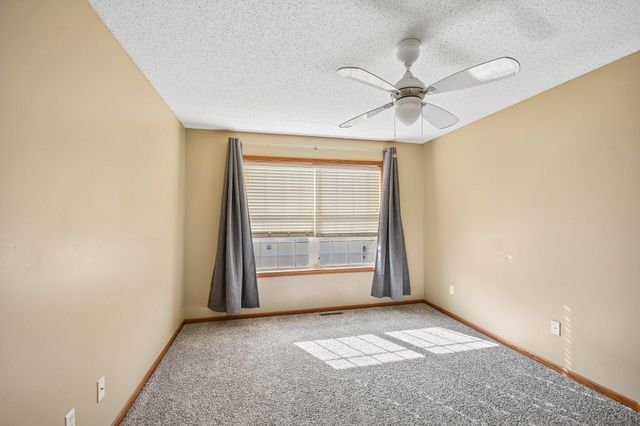 1602 Woodlynn Avenue 2, Maplewood, MN 55109