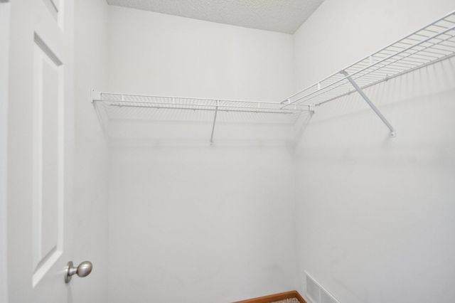 1602 Woodlynn Avenue 2, Maplewood, MN 55109