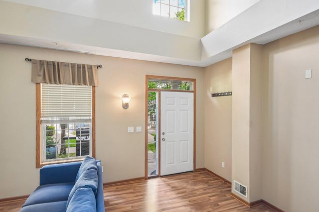 1602 Woodlynn Avenue 2, Maplewood, MN 55109
