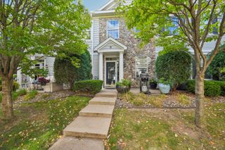 1602 Woodlynn Avenue 2, Maplewood, MN 55109
