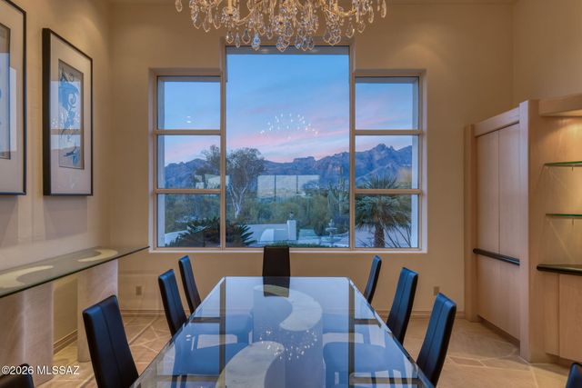 5151 N Calle Ladero, Tucson, AZ 85718