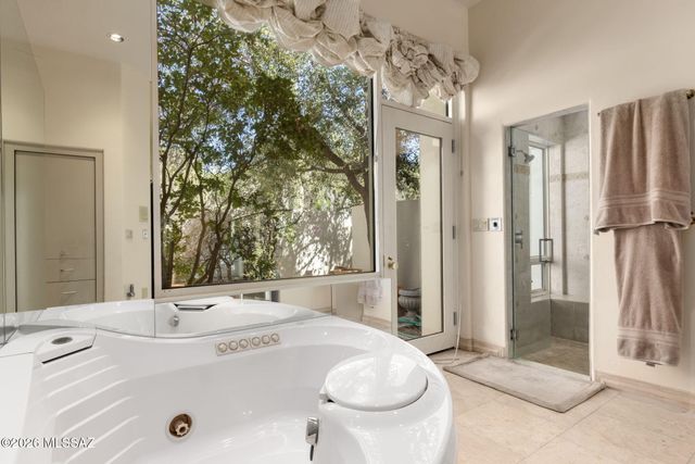 5151 N Calle Ladero, Tucson, AZ 85718