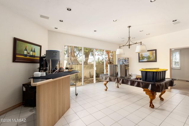 5151 N Calle Ladero, Tucson, AZ 85718