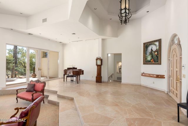 5151 N Calle Ladero, Tucson, AZ 85718