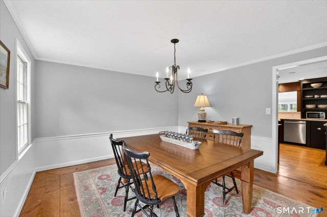 50 Fox Den Road, Simsbury, CT 06092