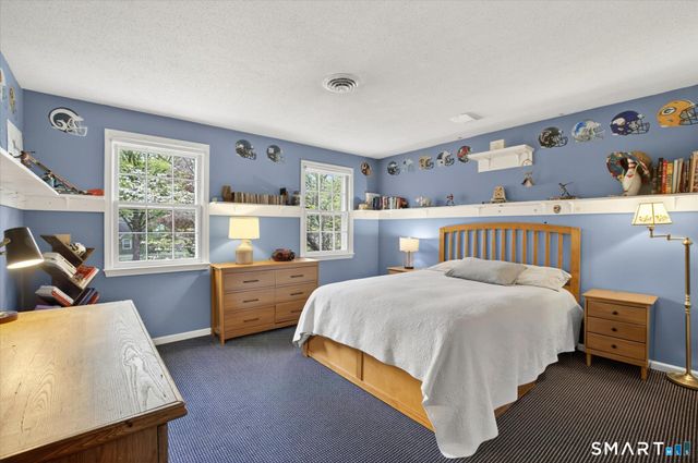 50 Fox Den Road, Simsbury, CT 06092