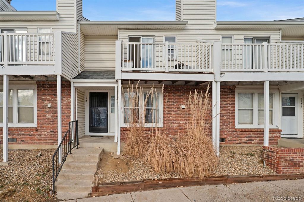 17211 E Ford Drive, Aurora, CO 80017