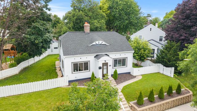 2820 Cleveland Street NE, Minneapolis, MN 55418