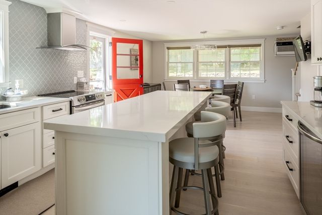 85 Farm Street, Wakefield, MA 01880