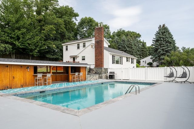 85 Farm Street, Wakefield, MA 01880