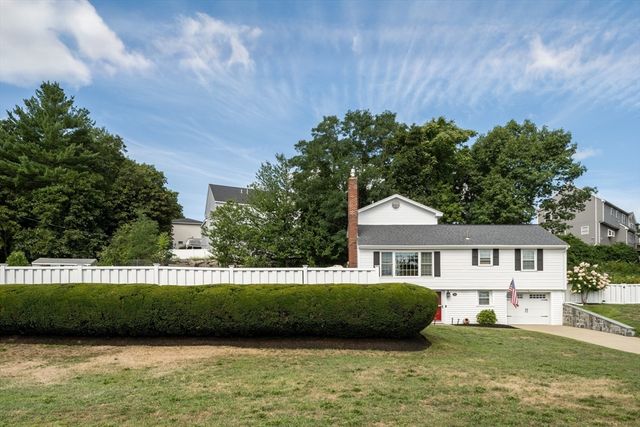 85 Farm Street, Wakefield, MA 01880