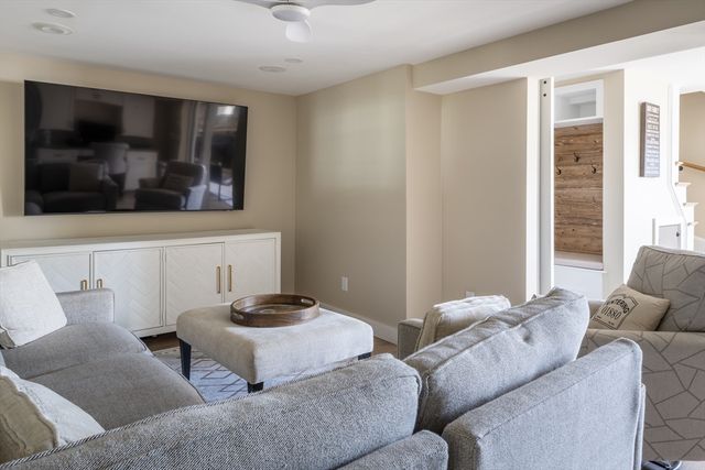 85 Farm Street, Wakefield, MA 01880