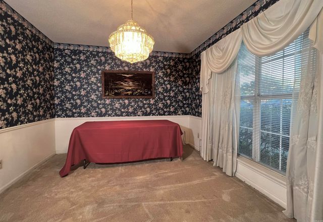 2002 Shumate Drive, Little Rock, AR 72212