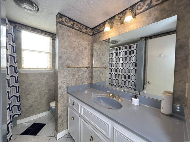 2002 Shumate Drive, Little Rock, AR 72212