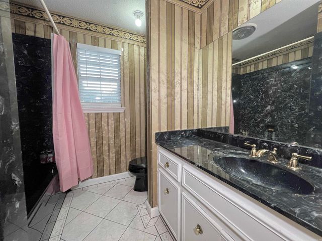 2002 Shumate Drive, Little Rock, AR 72212