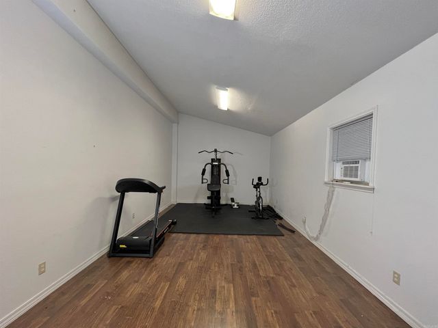 2002 Shumate Drive, Little Rock, AR 72212