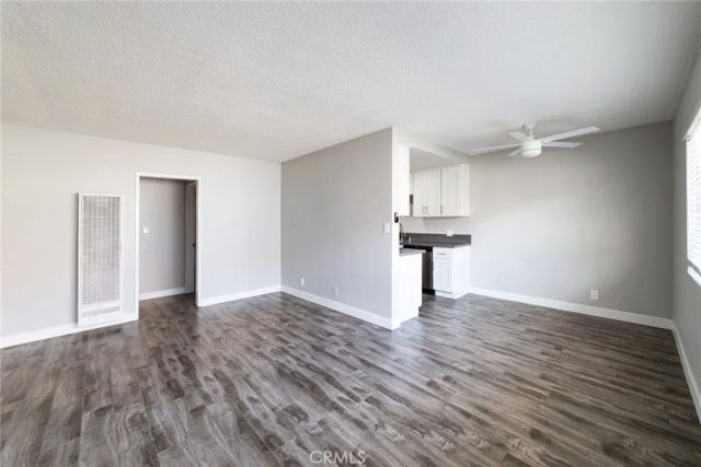 1106 Pacific Avenue, Long Beach, CA 90813