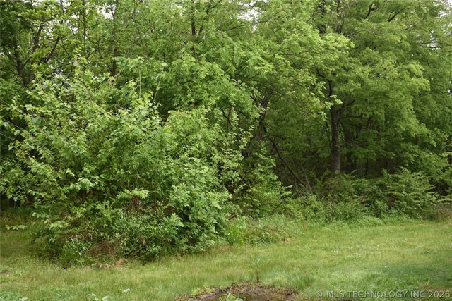 708 S J Street, Hugo, OK 74743