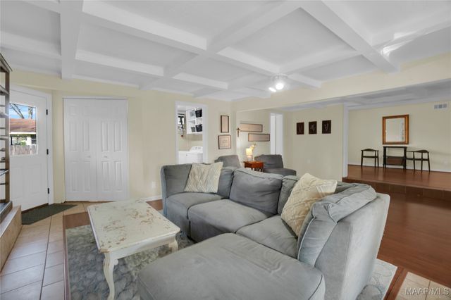 1013 HIGHPOINT Road, Montgomery, AL 36109