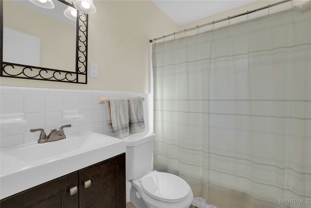 1013 HIGHPOINT Road, Montgomery, AL 36109