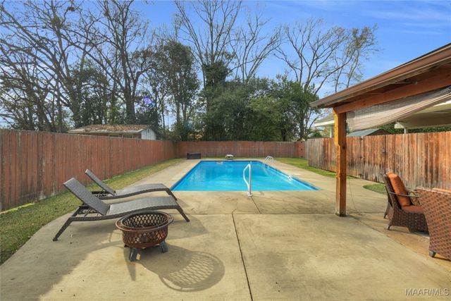 1013 HIGHPOINT Road, Montgomery, AL 36109