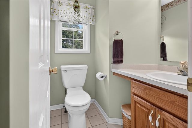 186 Paula Red Lane, Greece, NY 14626