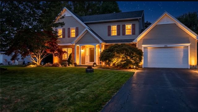 186 Paula Red Lane, Greece, NY 14626