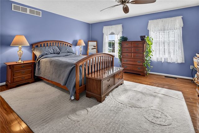 186 Paula Red Lane, Greece, NY 14626