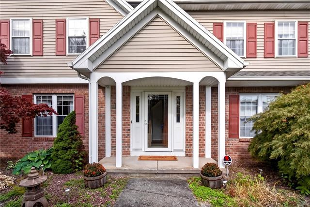 186 Paula Red Lane, Greece, NY 14626